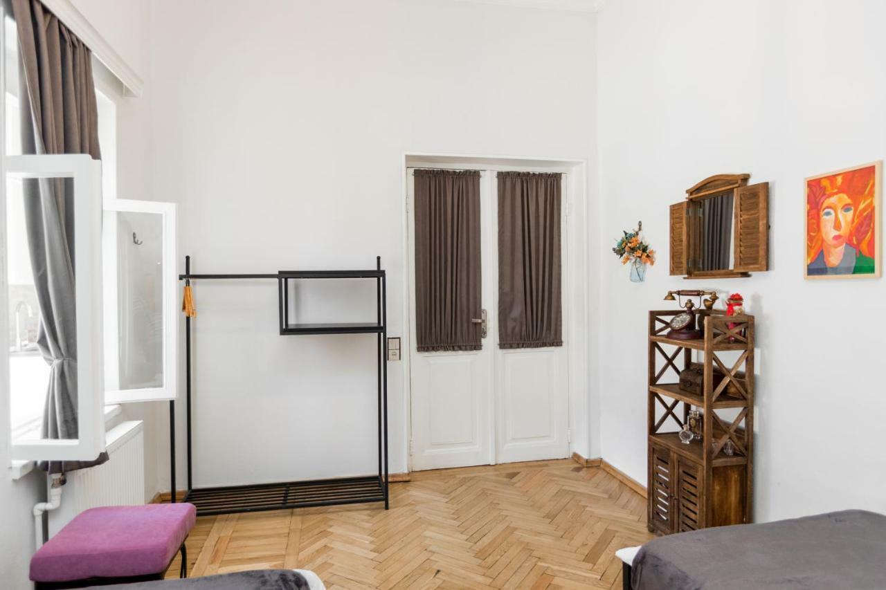 Sololaki 18 Apartment Tbilisi ภายนอก รูปภาพ