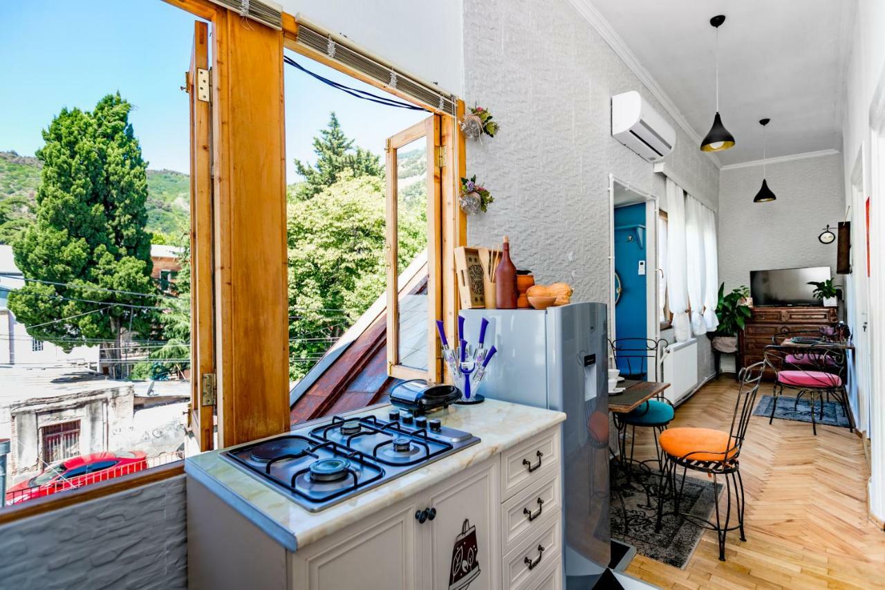Sololaki 18 Apartment Tbilisi ภายนอก รูปภาพ