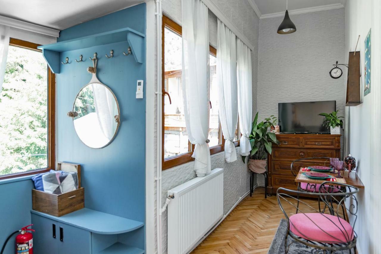 Sololaki 18 Apartment Tbilisi ภายนอก รูปภาพ